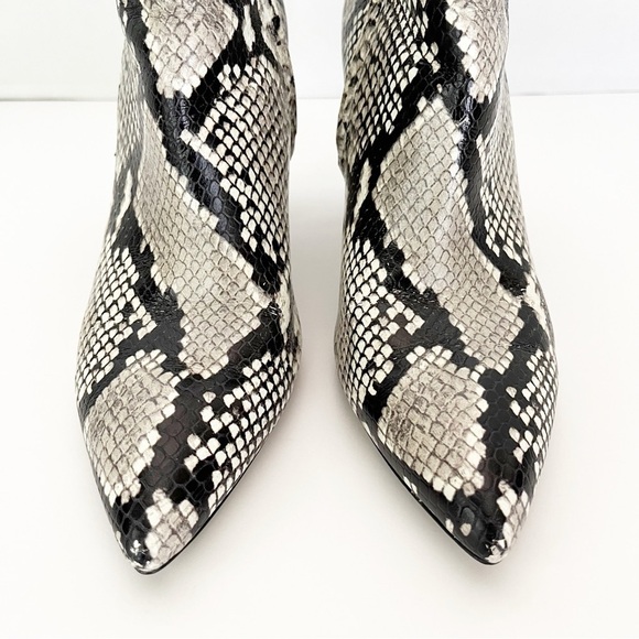 Marc Fisher Ltd Unno Bootie Women's Size 9.5M Black Snake Print Leather Zip Heel - Picture 4 of 10